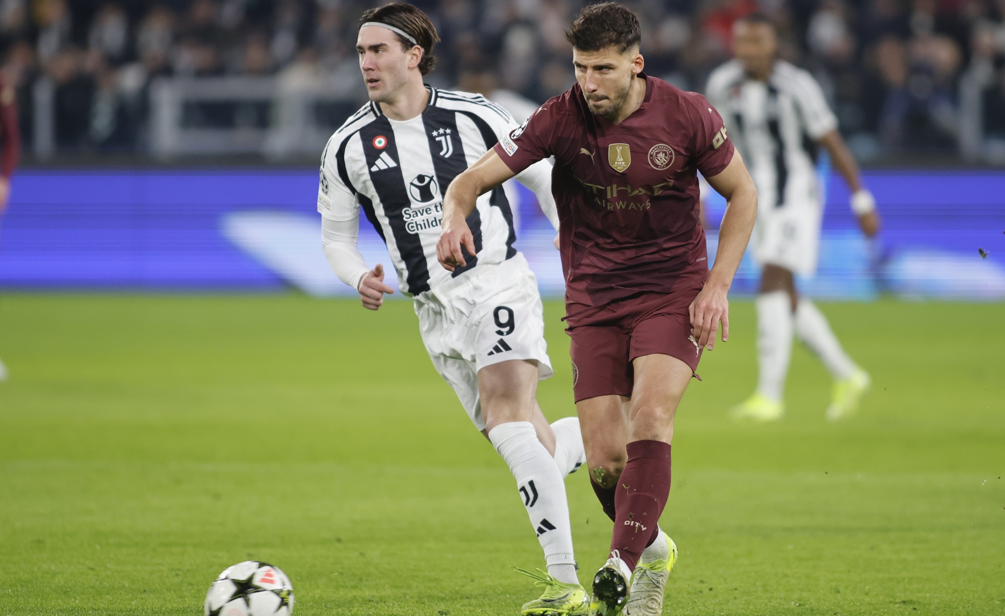 Dusan Vlahovic e Ruben Dias