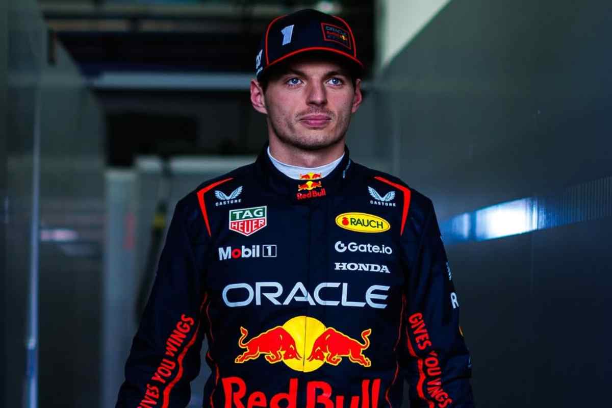 Max Verstappen nel box Red Bull