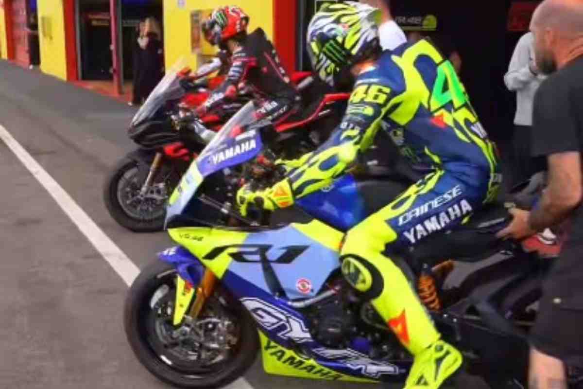 Valentino Rossi in sella alla Yamaha