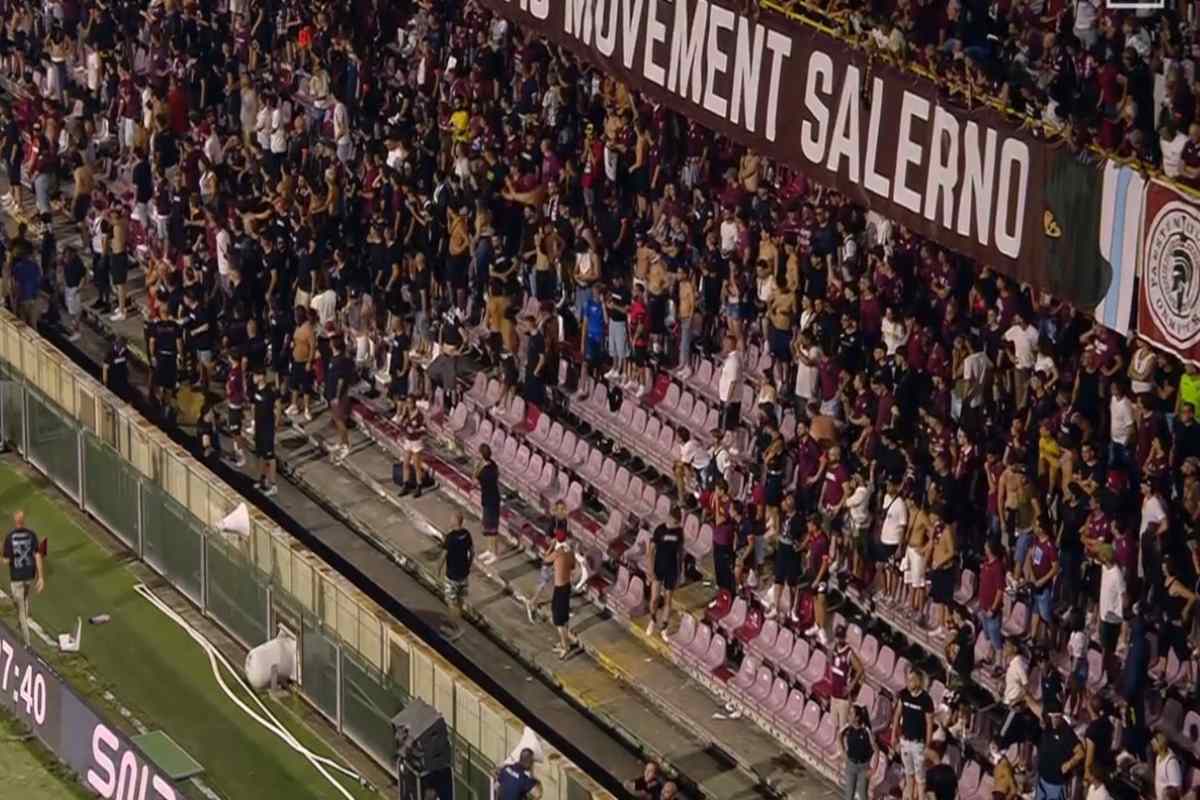 Curva Salernitana contesta