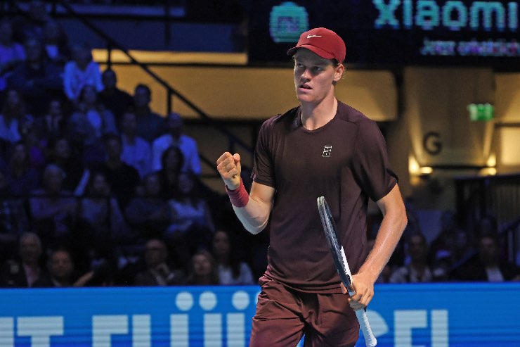 Tennis, Sinner torna in campo