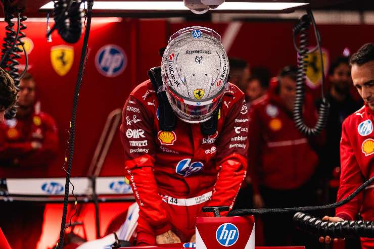 F1, Wolff usa la mano pesante con Hamilton