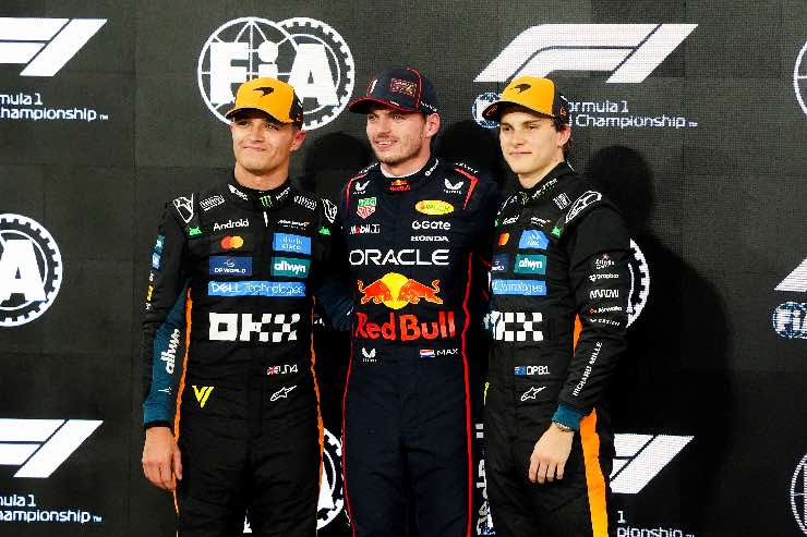 F1, Verstappen manda un messaggio alle McLaren