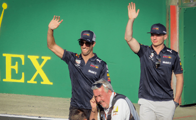 Daniel Ricciardo e Max Verstappen - Foto Jen_Ross83 - CC-BY-2.0