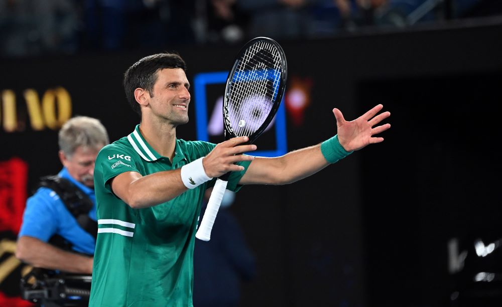 Australian Open 2021, Djokovic c'è: Zverev sciupa e viene ...