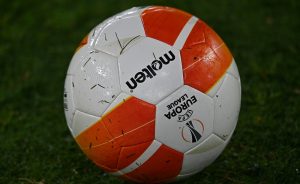 Eintracht Francoforte Glasgow, gol di Aribo: ma che disastro la difesa, è 0 1 (VIDEO)