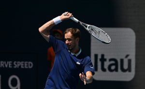 Diriyah Tennis Cup 2022, Medvedev in finale: sconfitto Wawrinka in due set