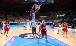 Cantù-Ravenna stasera in tv: orario e diretta streaming gara-1 semifinali playoff 2022 basket Serie A2