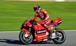 MotoGP, sprint race Gp Portogallo 2023. Bagnaia: “Credevo fosse più corta, ho dovuto gestire”
