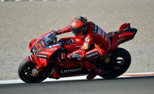 Pagelle MotoGP GP Portogallo 2023: Bagnaia parte alla grande, Marquez combina un disastro