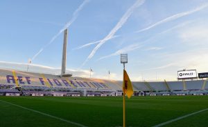 Fiorentina, allestiti tre maxi schermi al Franchi per la finale con il West Ham: biglietti a 5 euro