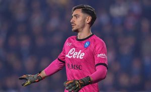 Napoli Real Madrid, autogol sfortunato di Meret: tiro di rara violenza di Valverde (VIDEO) Napoli Real Madrid, autogol sfortunato di Meret: tiro di rara violenza di Valverde (VIDEO)