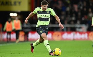 Lipsia Manchester City, Alvarez con un tiro a giro riporta in vantaggio i Citizens (VIDEO) Lipsia Manchester City, Alvarez con un tiro a giro riporta in vantaggio i Citizens (VIDEO)