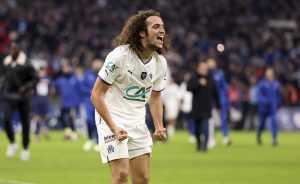 Ligue 1 2022/2023, Guendouzi su rigore salva il Marsiglia: è 1 1 contro il Montpellier Ligue 1 2022/2023, Guendouzi su rigore salva il Marsiglia: è 1 1 contro il Montpellier