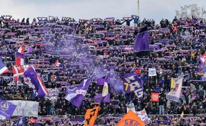 Fiorentina West Ham, notte di passione a Firenze: oltre 30.000 al Franchi coi maxischermi Fiorentina West Ham, notte di passione a Firenze: oltre 30.000 al Franchi coi maxischermi