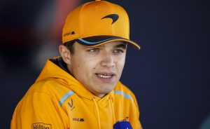 F1 GP Australia, Norris: “Metà del lavoro è stare lontano dai danni”