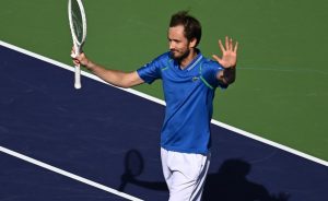 Masters 1000 Miami 2023, Medvedev in semifinale: Eubanks battuto in due set
