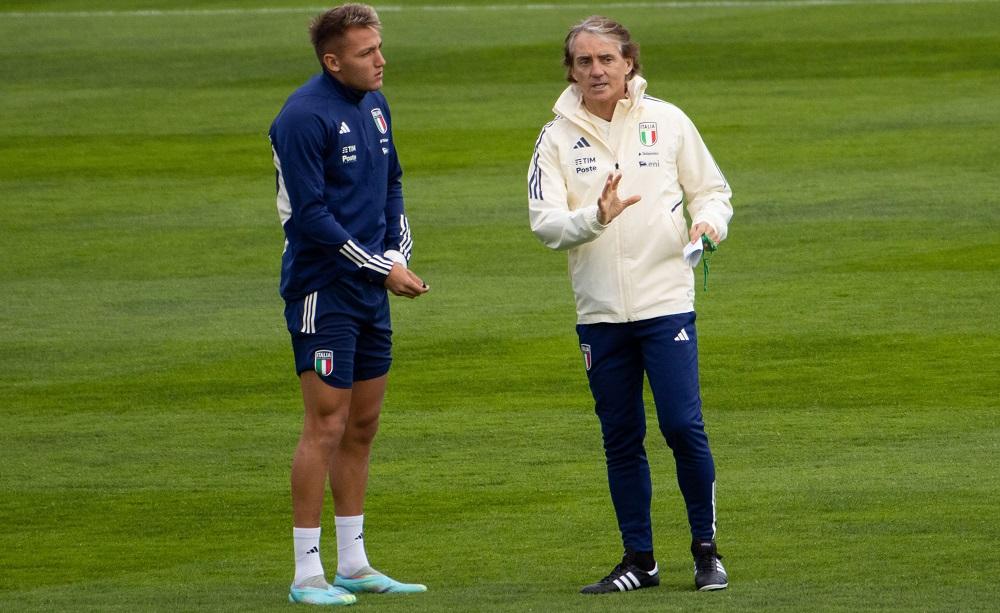 Mateo Retegui e Roberto Mancini