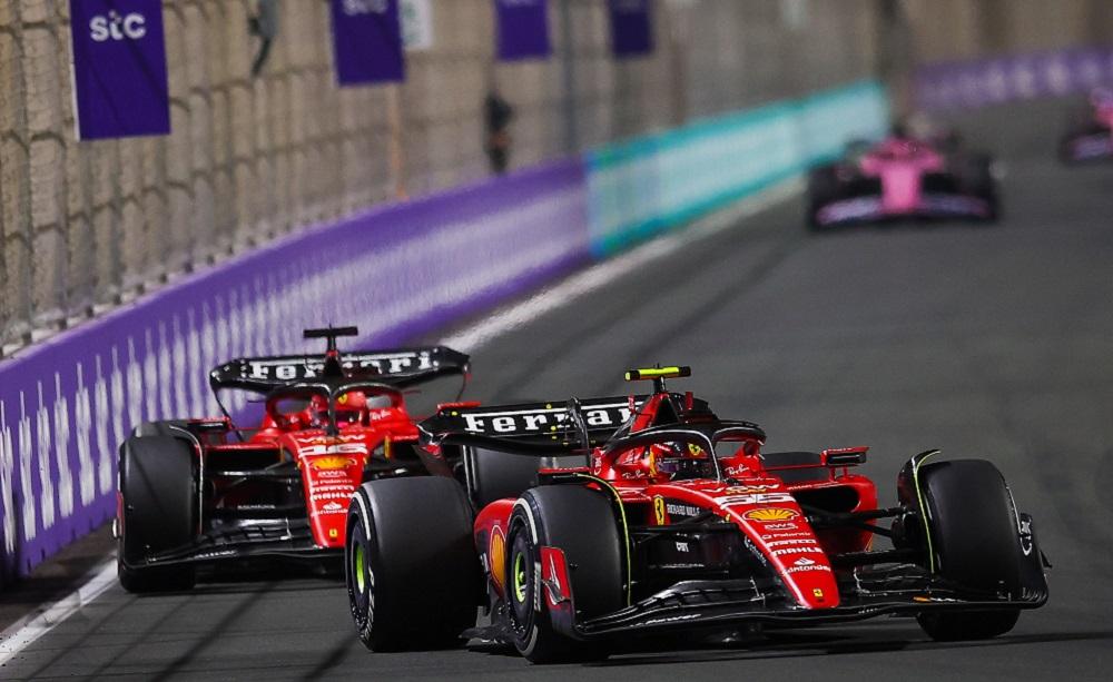 Sainz e Leclerc