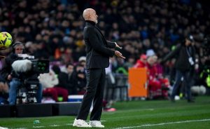 Milan, senti Costacurta: “La posizione di Pioli in panchina è salda, non si può imputare a lui la colpa del calo” Milan, senti Costacurta: “La posizione di Pioli in panchina è salda, non si può imputare a lui la colpa del calo”