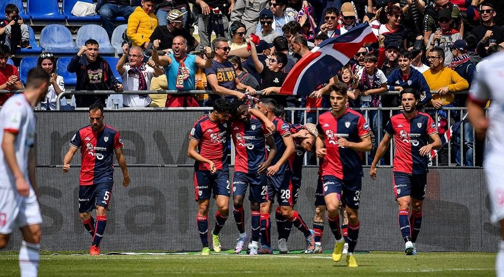 Cagliari esultanza