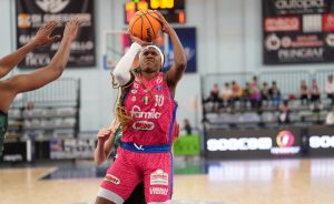 Basket, Supercoppa femminile 2023: Schio vola in finale, Sassari sconfitta 57 55