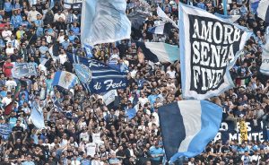 Napoli Udinese, lo striscione della Curva A: “Il rispetto per la maglia è il primo comandamento”