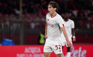 Genoa Roma, infortunio muscolare per Llorente: entra Bove Genoa Roma, infortunio muscolare per Llorente: entra Bove