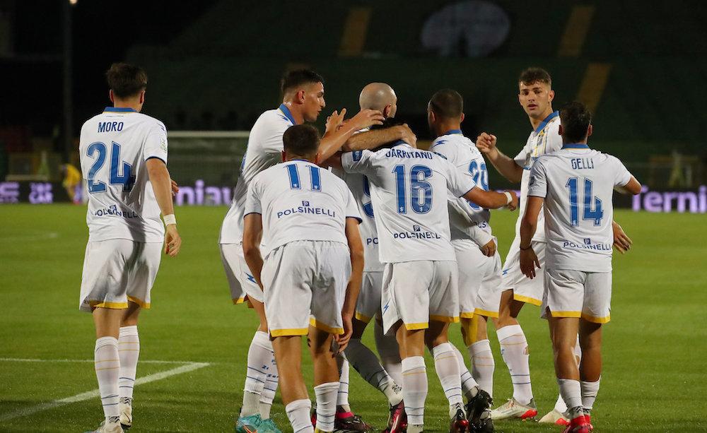 Cosenza-Modena 2-1: Bonfanti-gol non basta, 2^ sconfitta. - Modena FC