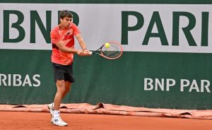 Roland Garros 2023, Cobolli gioca alla pari per un set ed esce a testa alta contro Alcaraz Roland Garros 2023, Cobolli gioca alla pari per un set ed esce a testa alta contro Alcaraz