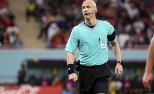 Porto Barcellona, arbitro Taylor nella bufera: rigore non concesso per fallo di Kounde su Taremi (VIDEO) Porto Barcellona, arbitro Taylor nella bufera: rigore non concesso per fallo di Kounde su Taremi (VIDEO)