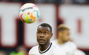 L’Eintracht saluta Ndicka: “Lo avremmo voluto blindare” L’Eintracht saluta Ndicka: “Lo avremmo voluto blindare”