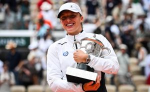 Roland Garros 2023, Swiatek: “Giocherò altre grandi finali con Muchova, questo il mio torneo preferito” Roland Garros 2023, Swiatek: “Giocherò altre grandi finali con Muchova, questo il mio torneo preferito”