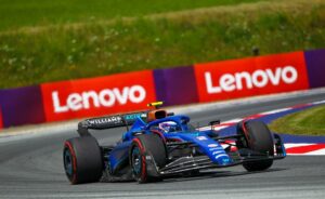 F1 GP Giappone 2023, Sargeant a muro dopo pochi minuti: interrotte le qualifiche F1 GP Giappone 2023, Sargeant a muro dopo pochi minuti: interrotte le qualifiche