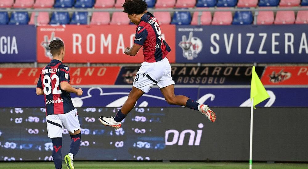Joshua Zirkzee Bologna