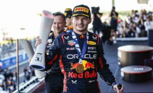 La F1 torna in Qatar: Verstappen punta a vincere qui il Mondiale, la Ferrari per il podio La F1 torna in Qatar: Verstappen punta a vincere qui il Mondiale, la Ferrari per il podio
