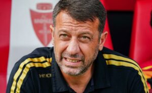 Lecce Genoa, D’Aversa: “Partita difficile e scontro salvezza, servirà equilibrio” Lecce Genoa, D’Aversa: “Partita difficile e scontro salvezza, servirà equilibrio”