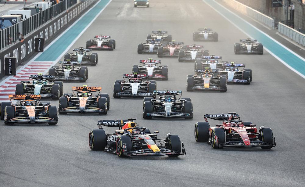 Max Verstappen e Charles Leclerc