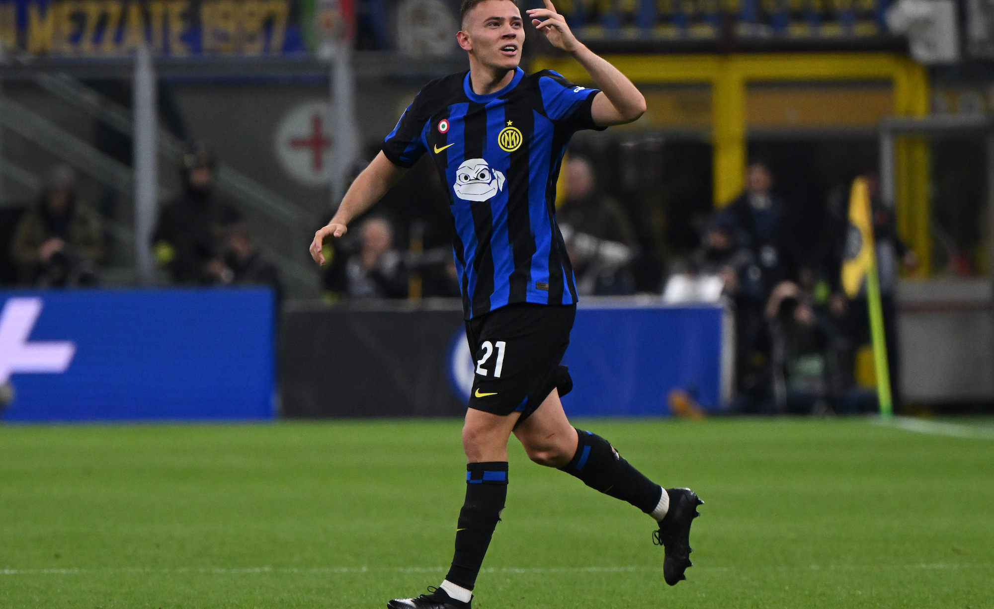 Kristjan Asllani Inter