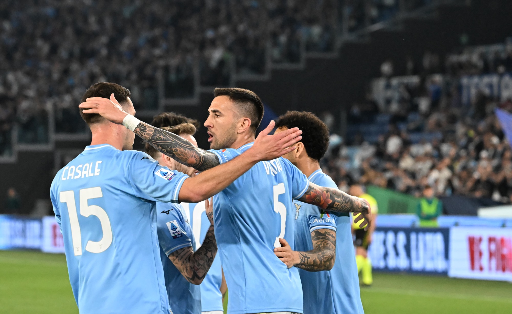 Esultanza Lazio per il gol di Vecino