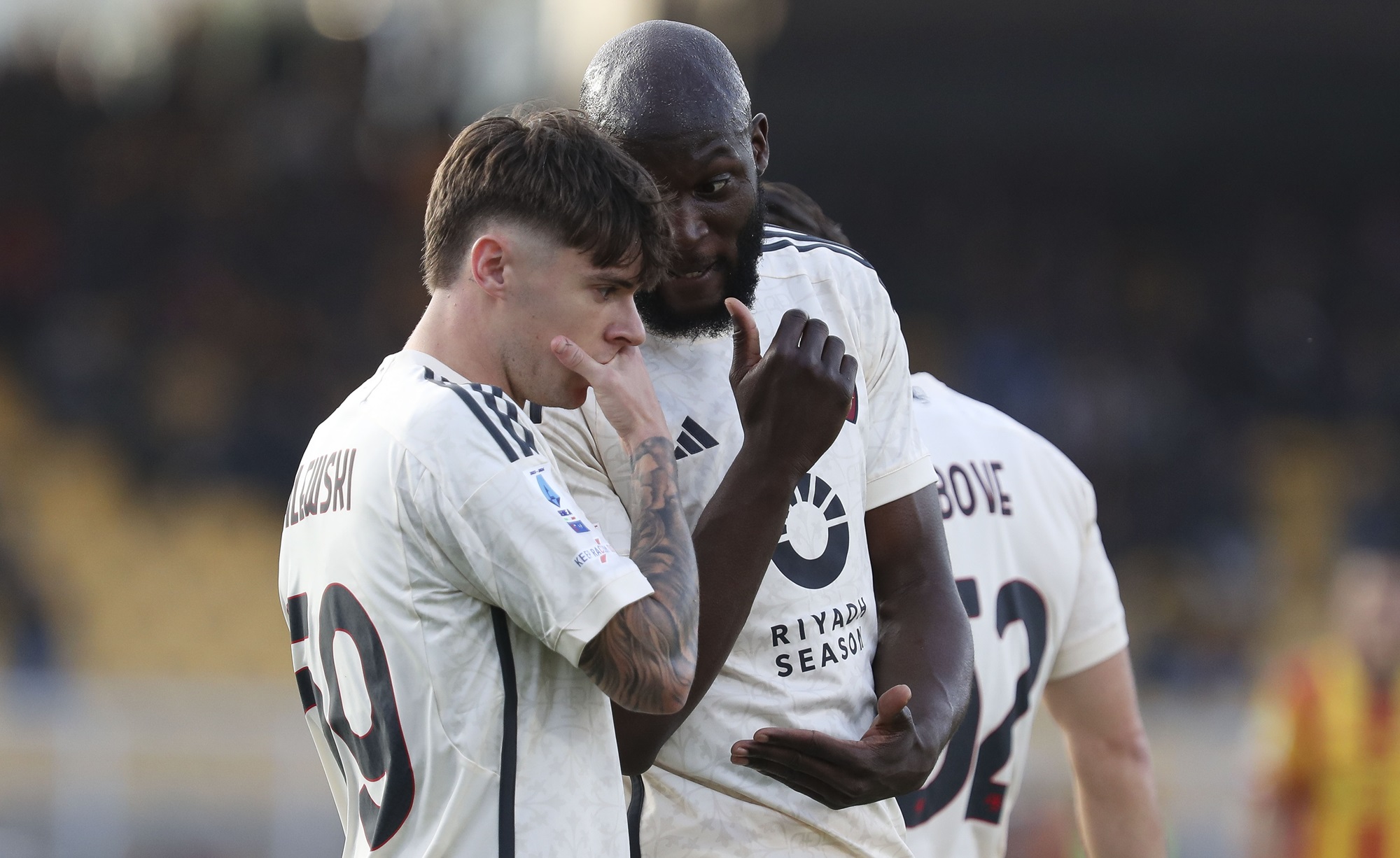 Nicola Zalewski e Romelu Lukaku