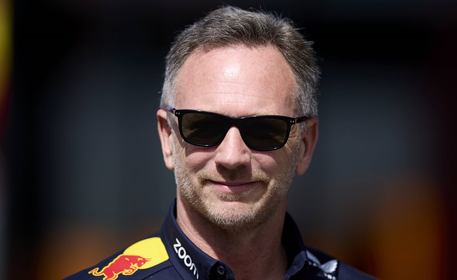 f1-liam-lawson-garegger-in-red-bull-nel-2025