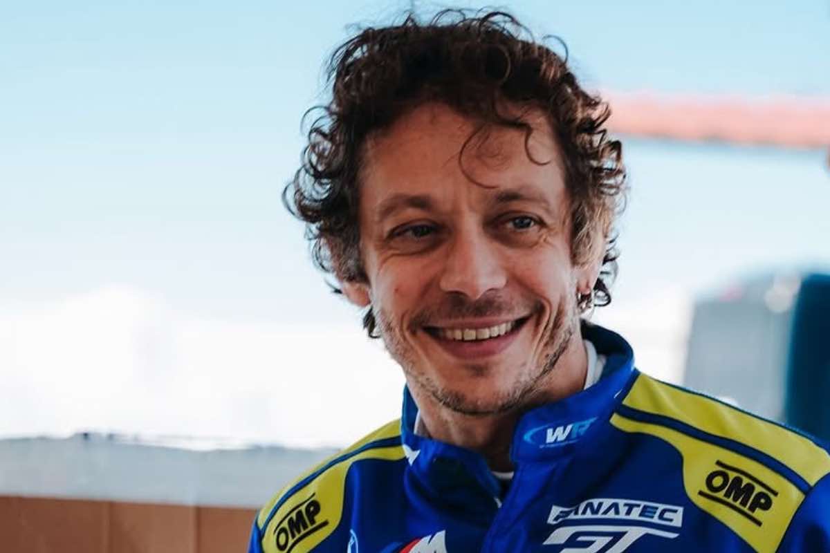 Rossi sorridente in Kart