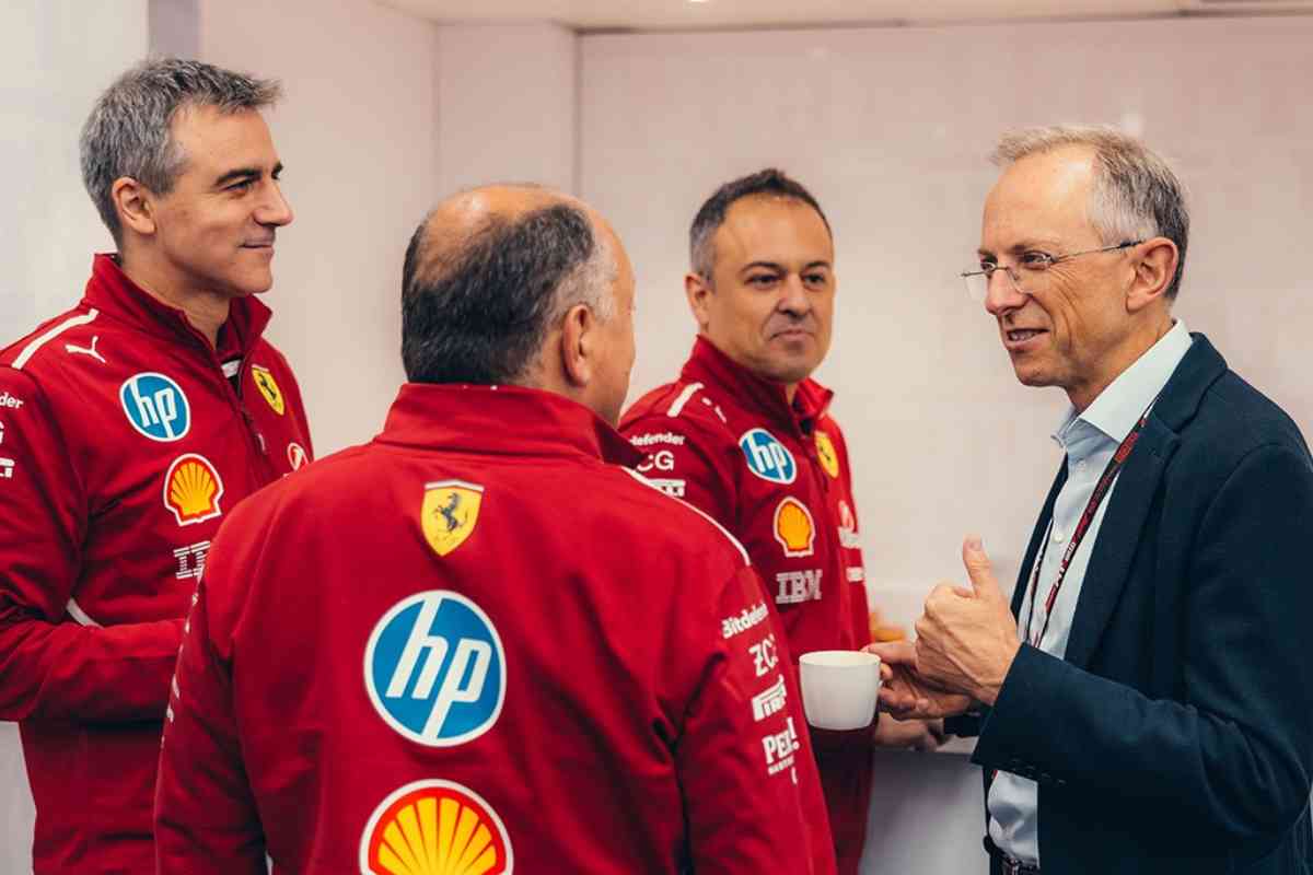 Vasseur, Vigna e gli altri membri del team Ferrari