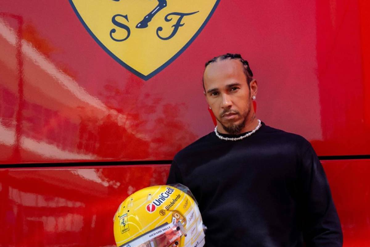 Lewis brutta notizia