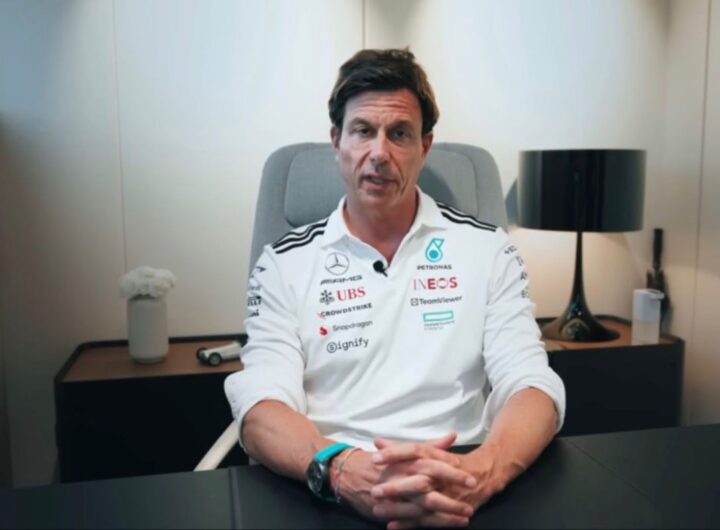 Mercedes, Wolff blinda Russell