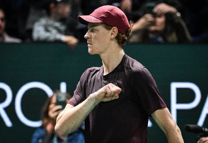 Sport in tv, Sinner torna a dare spettacolo