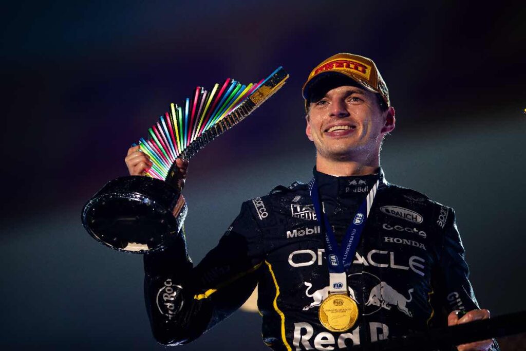 F1, Verstappen domina a Las Vegas