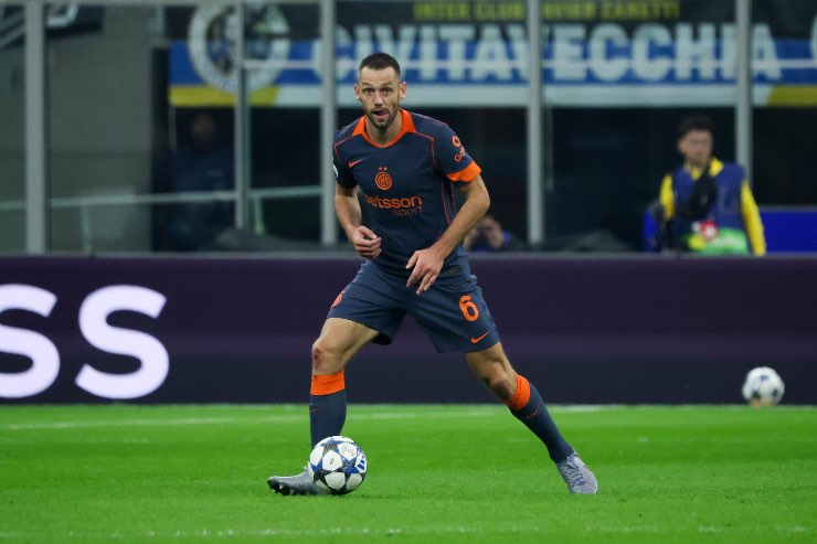 Inter, De Vrij ai saluti