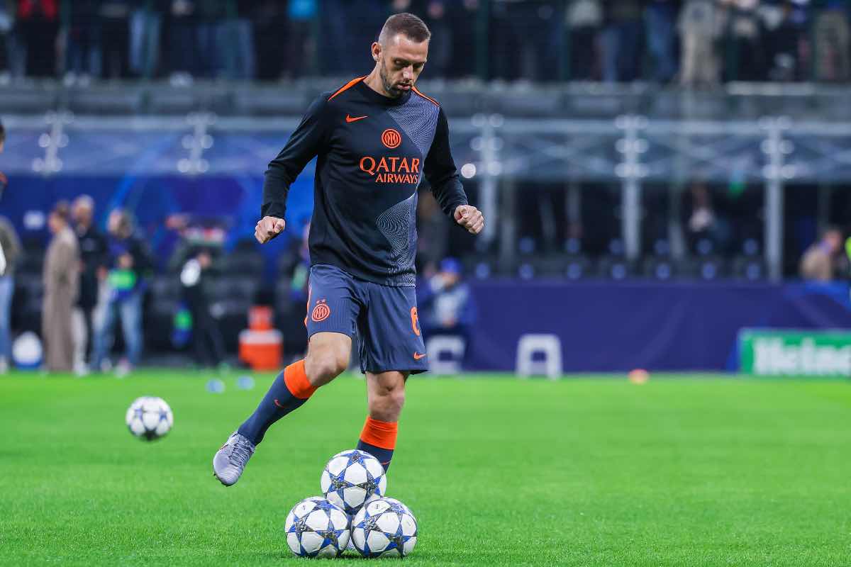 Inter, De Vrij ai saluti